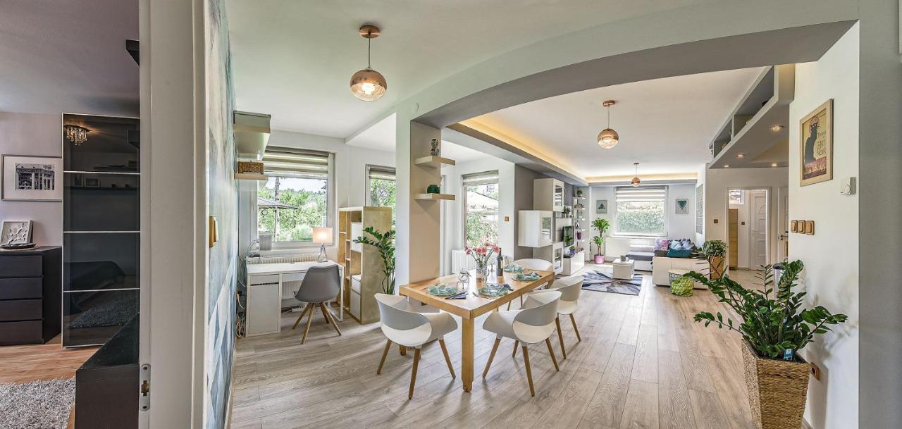 Riverside Apartman**** Мишкольц Экстерьер фото