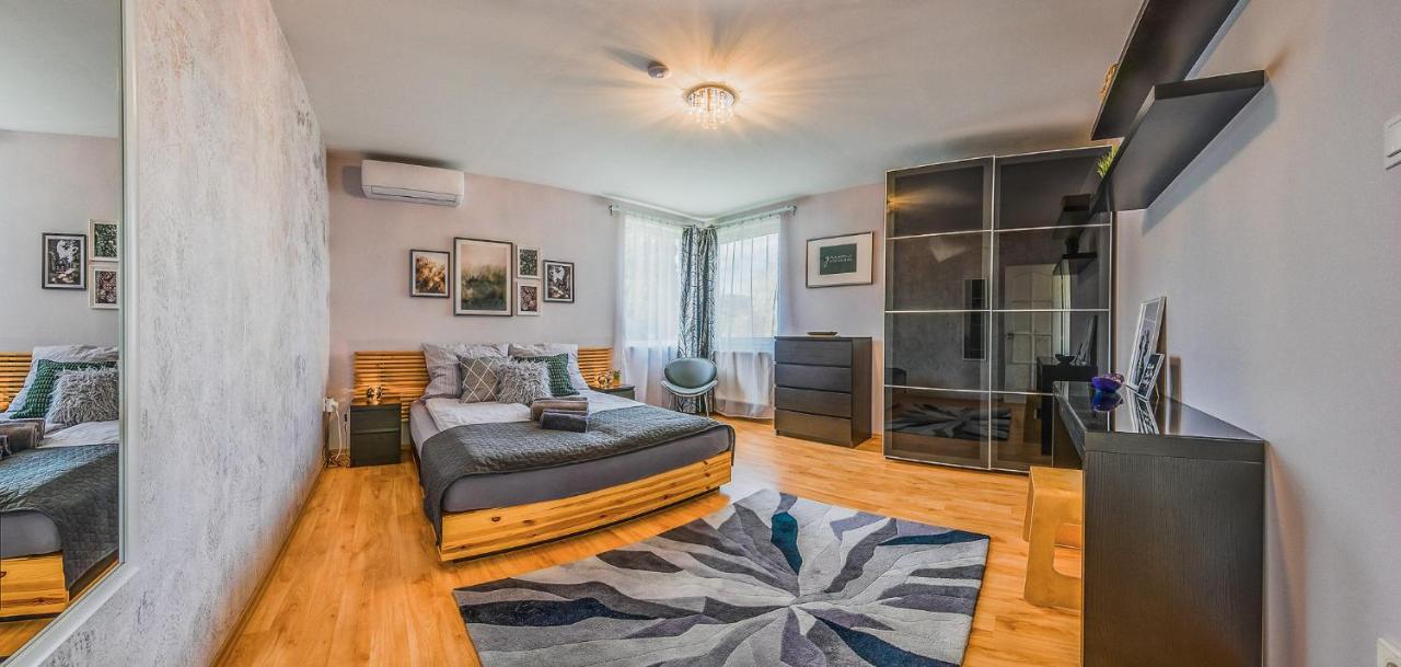 Riverside Apartman**** Мишкольц Экстерьер фото